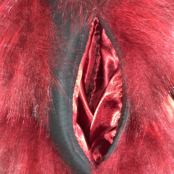 Red Wine Genuine Fox Fur Geometric Pelt Vest - Picture 8 of 13